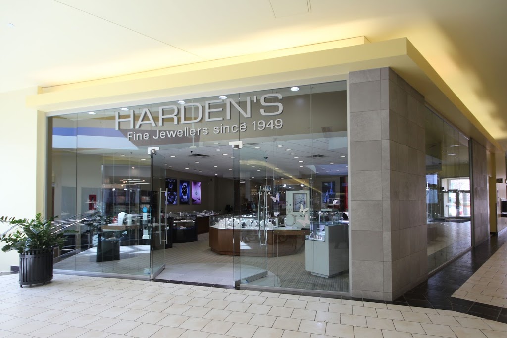 Farrah Fine Jewellers | 300 Eagleson Rd #22, Kanata, ON K2M 1C9, Canada | Phone: (613) 592-1923