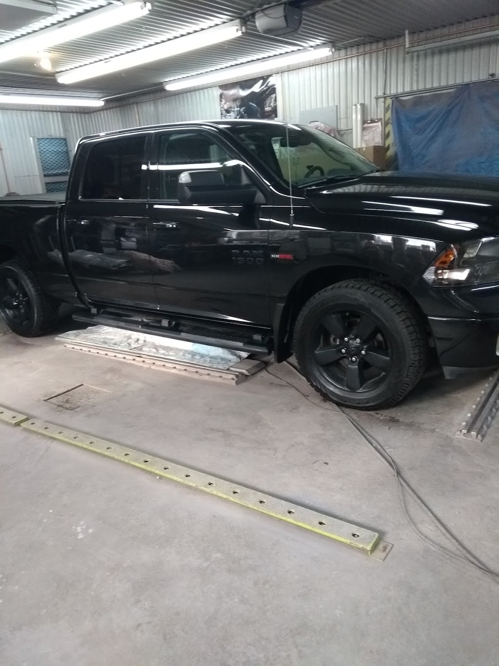 Les Finitions Prestiges | 3531 Rte Coulombe, Shipshaw, QC G7P 1R1, Canada | Phone: (418) 815-3747