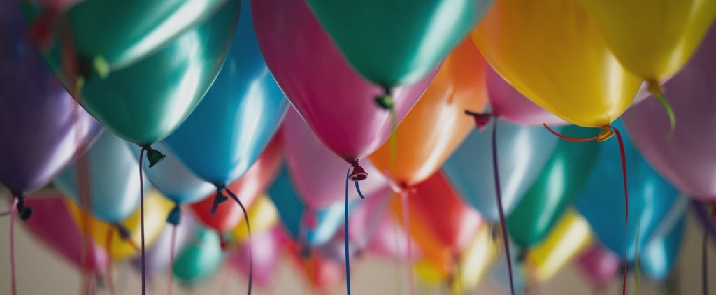 Balloons Galore | 100 The East Mall Unit 11, Etobicoke, ON M8Z 5X2, Canada | Phone: (416) 255-8701