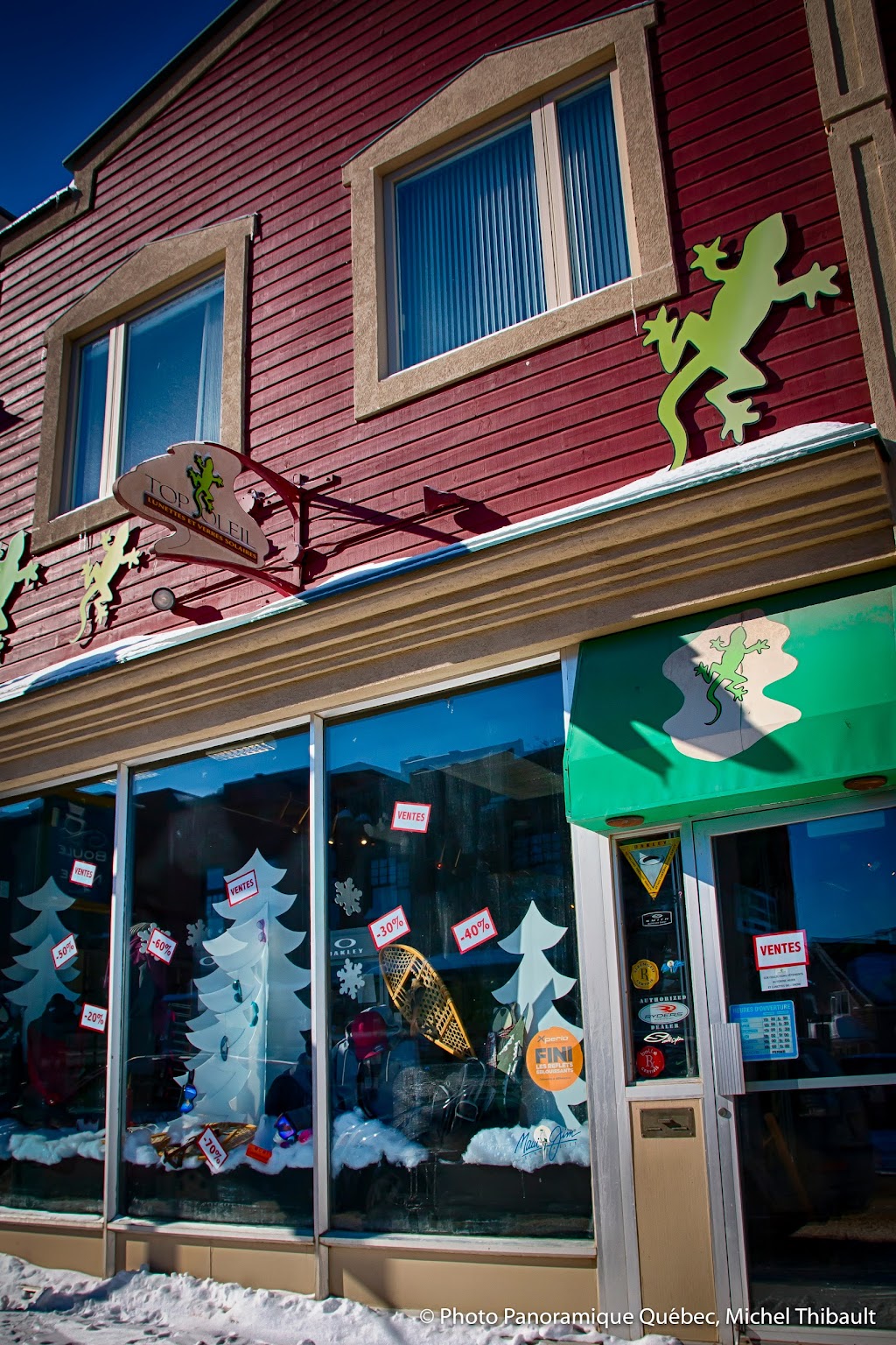 Top Soleil | 328 Rue Lafontaine, Rivière-du-Loup, QC G5R 3B1, Canada | Phone: (418) 860-2502