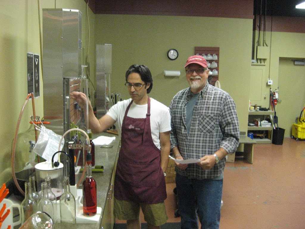 Divine Wines | 6014 Vedder Rd, Chilliwack, BC V2R 5M4, Canada | Phone: (604) 824-9602