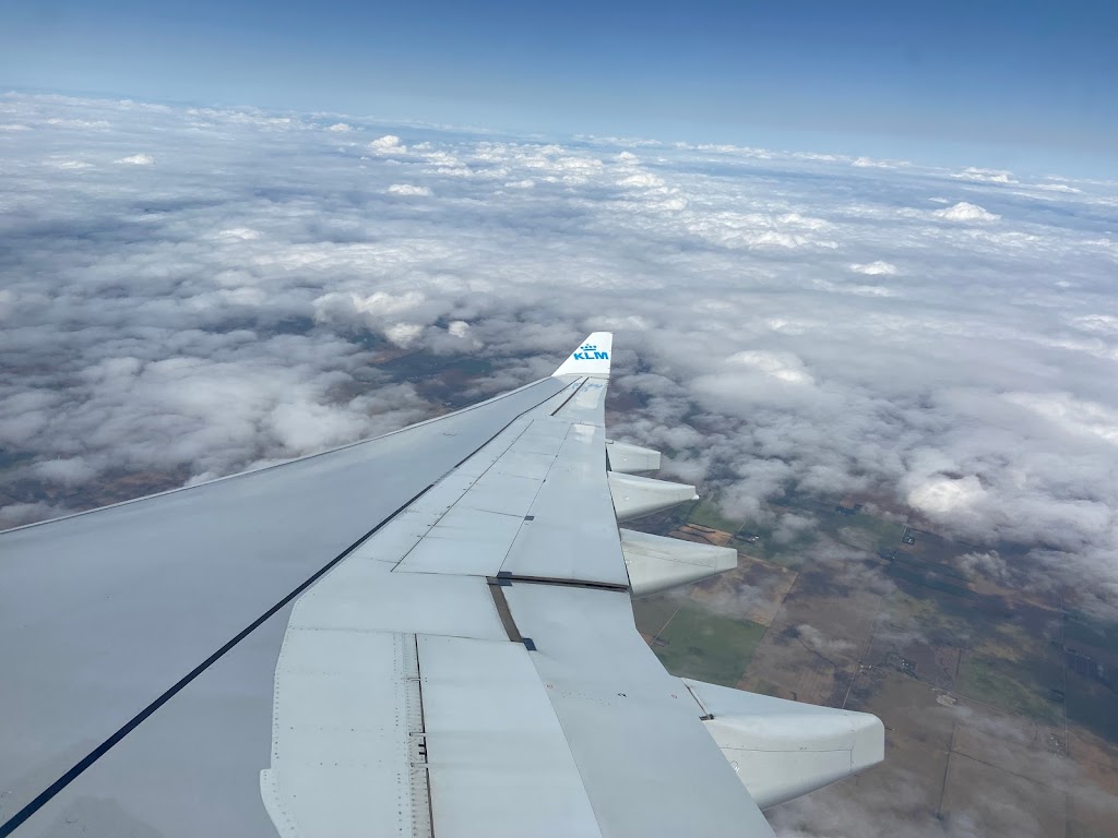 KLM | Airport Rd, 1000 Airport Rd, Edmonton International Airport, AB T9E 0V3, Canada | Phone: (780) 432-3332
