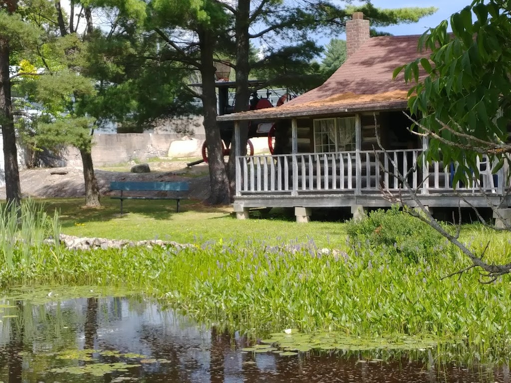 Magnetawan Grill And Grocery | 4252 ON-520, Magnetawan, ON P0A 1P0, Canada | Phone: (705) 387-0001