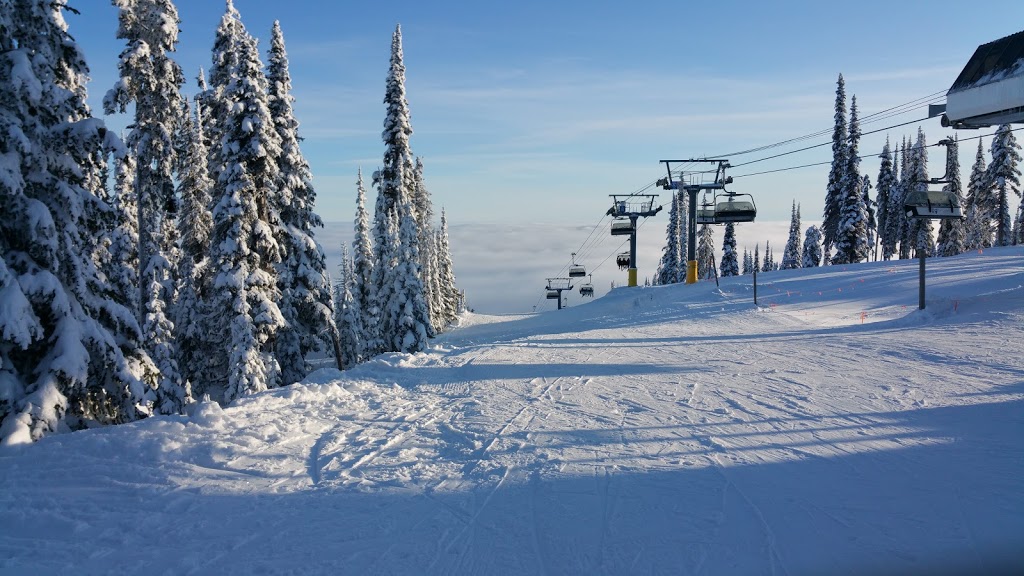 Sunburst Lodge Restaurant | At The Top Of Sunburst Express Chairlift, Sun Peaks, BC V0E 5N0, Canada | Phone: (250) 578-7222