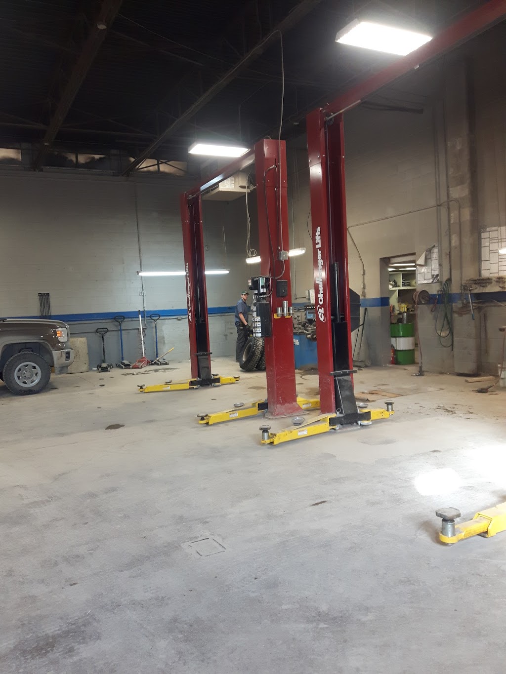 K.K. Penner Tire Centers Inc. | 39 Penner Dr, Blumenort, MB R0A 0C0, Canada | Phone: (204) 326-6419