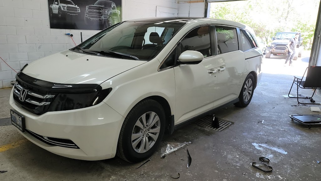 Car clinic &wrap | 1084 King Rd Unit 2, Burlington, ON L7T 3L7, Canada | Phone: (905) 330-5342