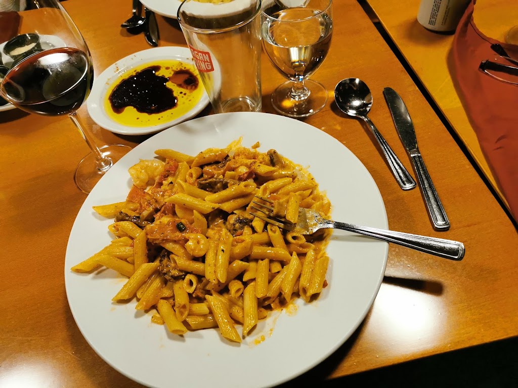 Paliottis Italian Restaurant | 33886 Essendene Ave, Abbotsford, BC V2S 2H4, Canada | Phone: (604) 855-1888