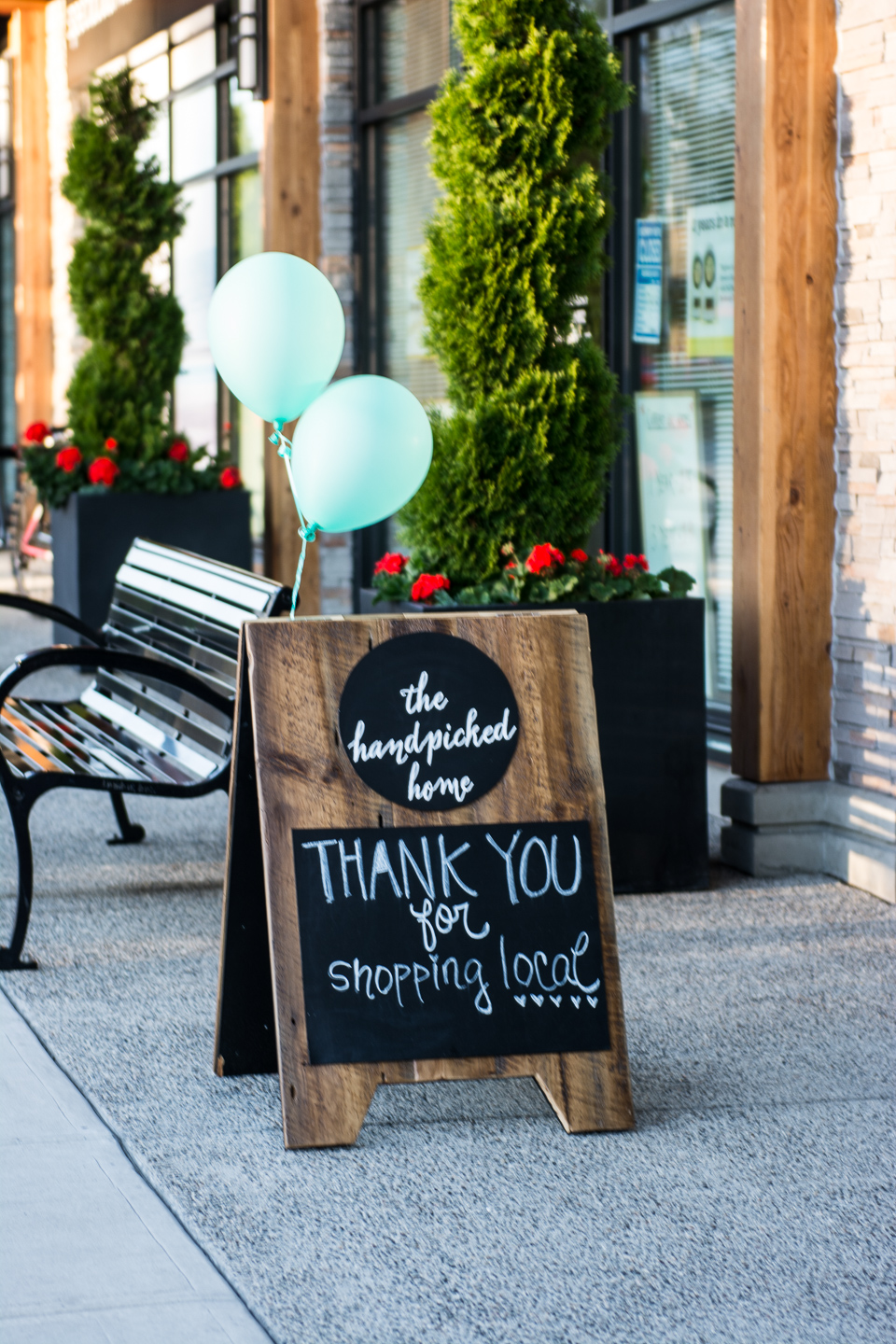 The Handpicked Home | 1406 Johnston Rd, White Rock, BC V4B 3Z5, Canada | Phone: (778) 291-4663