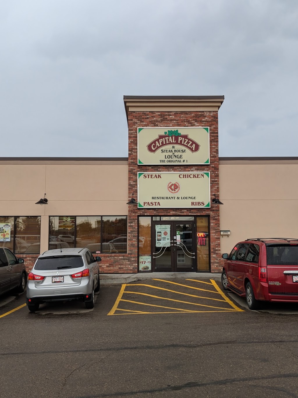 Capital Pizza & Steakhouse | 7640 144 Ave NW, Edmonton, AB T5C 2R7, Canada | Phone: (780) 476-1281