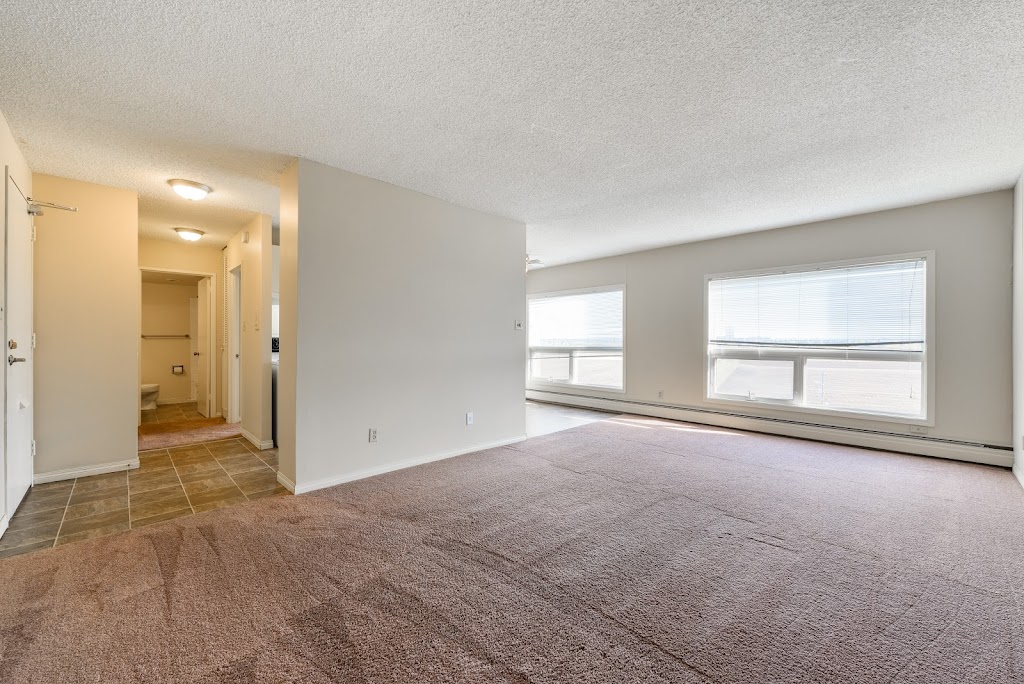 Lansdowne Park | 5210 122 St NW, Edmonton, AB T6H 3S4, Canada | Phone: (780) 413-0411