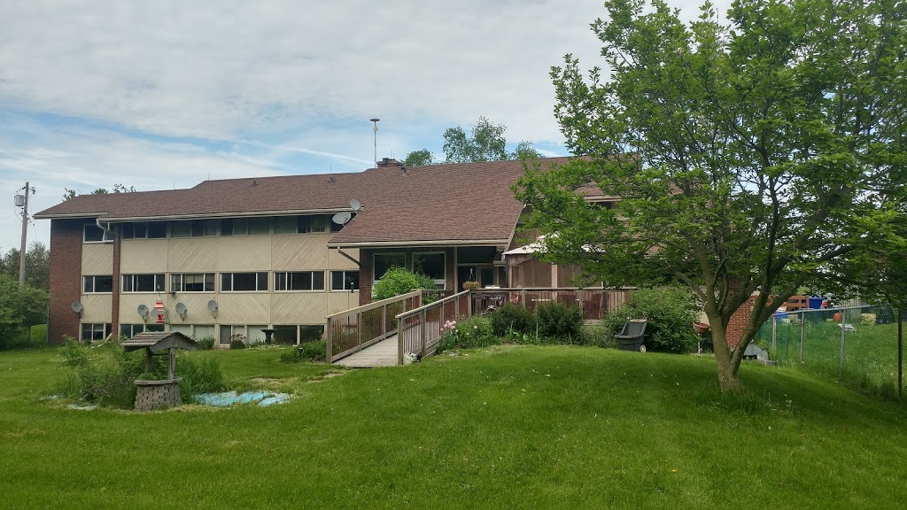Dayspring Residence - Retirement, Respite and Recovery | 332787 Plank Line, Tillsonburg, ON N4G 4H1, Canada | Phone: (519) 842-7805