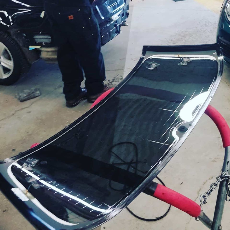 Dont Panic Autoglass | 240070 Frontier Cres Unit# 2, Alberta T1X 0W5, Canada | Phone: (403) 816-8259