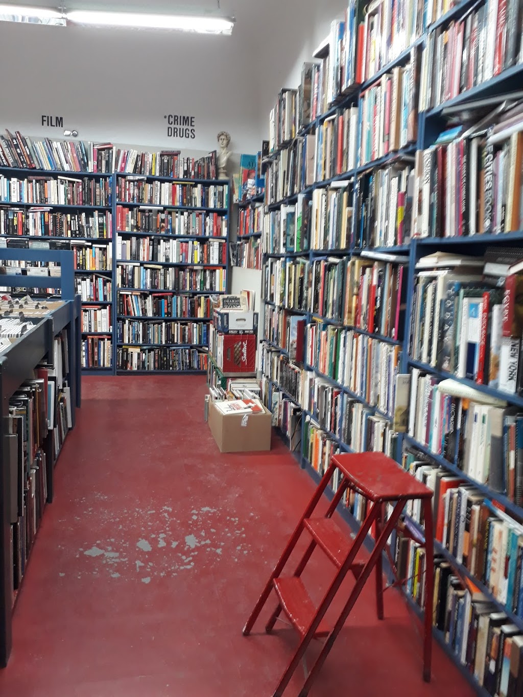 Pandemonium | 2920 Dundas St W, Toronto, ON M6P 1Y8, Canada | Phone: (416) 769-5257