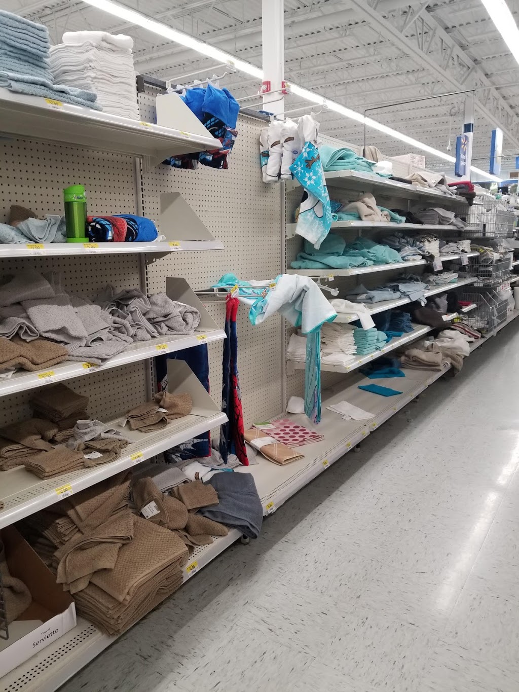Walmart Supercentre | 2991 10 Ave SW, Salmon Arm, BC V1E 3J9, Canada | Phone: (250) 803-4400