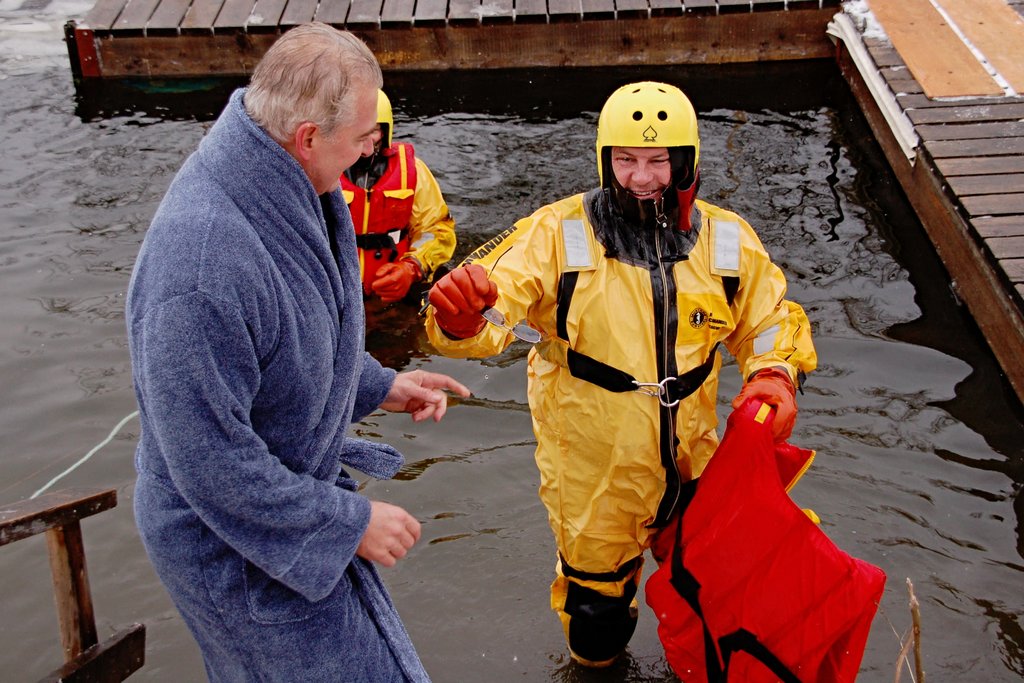 Perth Polar Bear Plunge | 26 Beckwith St E, Perth, ON K7H 1B5, Canada | Phone: (613) 267-4400
