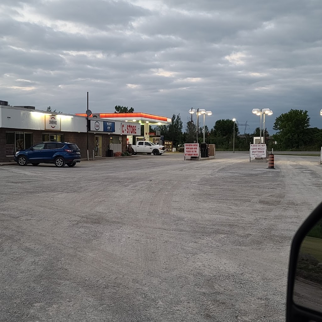 Waubaushene Truck Stop | 21 Quarry Rd, Waubaushene, ON L0K 2C0, Canada | Phone: (705) 538-2900