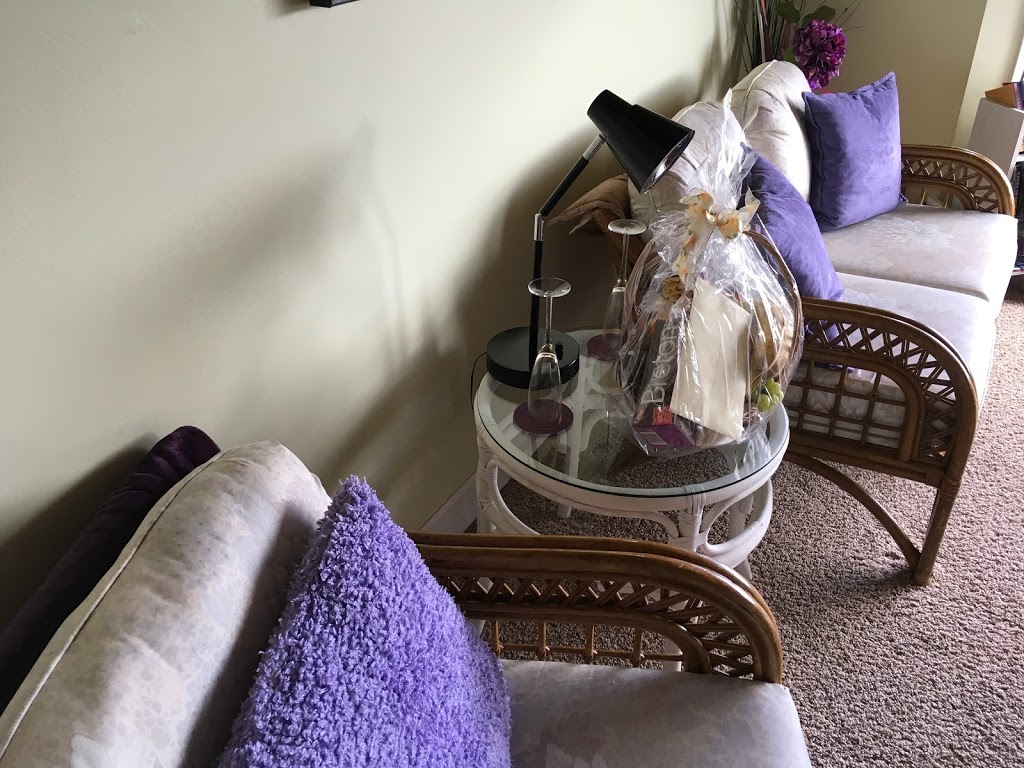 Valley View Bed & Breakfast | 2277 Quamichan Park Rd, Duncan, BC V9L 4T7, Canada | Phone: (250) 748-5484