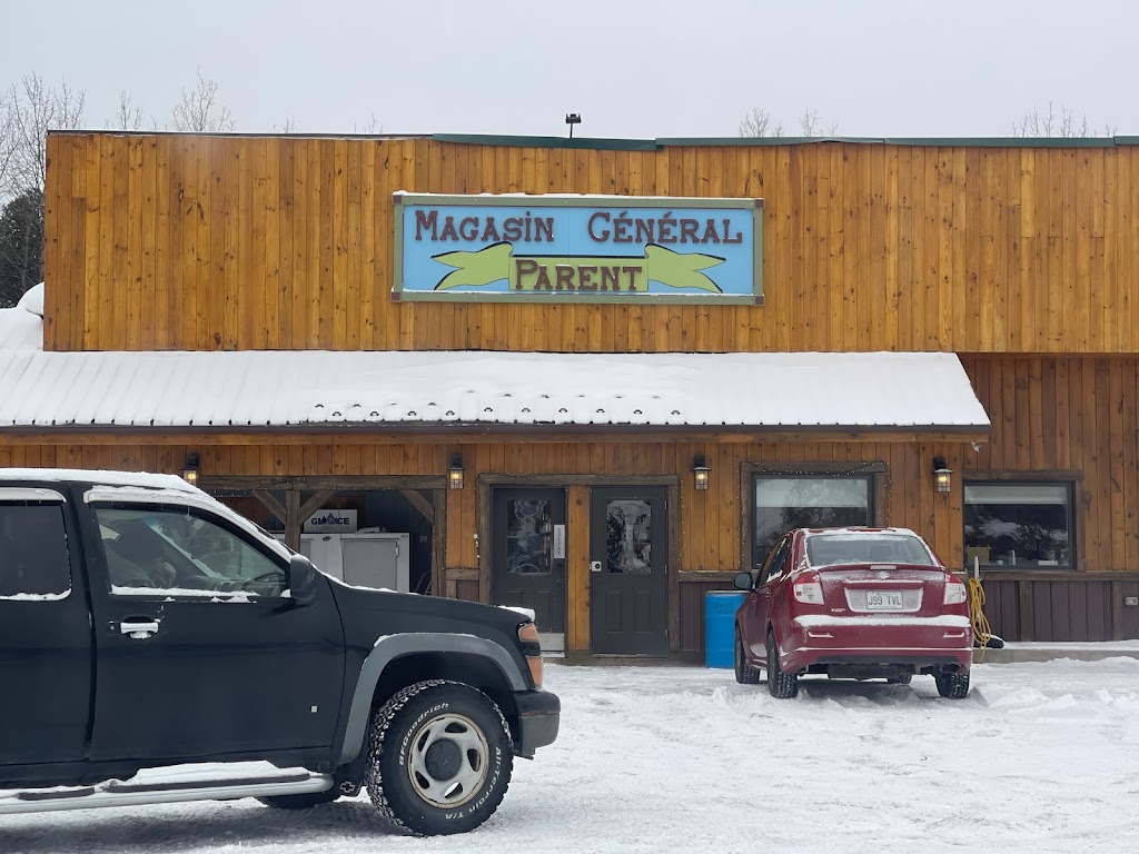 Dépanneur et Epicerie chez mon chum | 1 Rue du Pont, Parent, QC G0X 3P0, Canada | Phone: (819) 667-2100