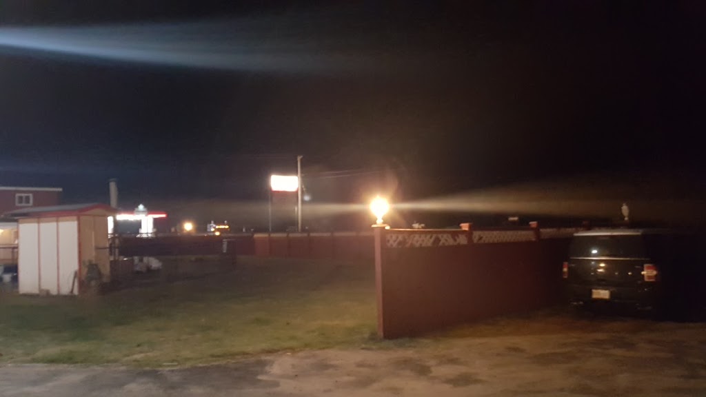 Skyways Motel | 3566 ON-11, Gravenhurst, ON P1P 1R1, Canada | Phone: (705) 687-6608