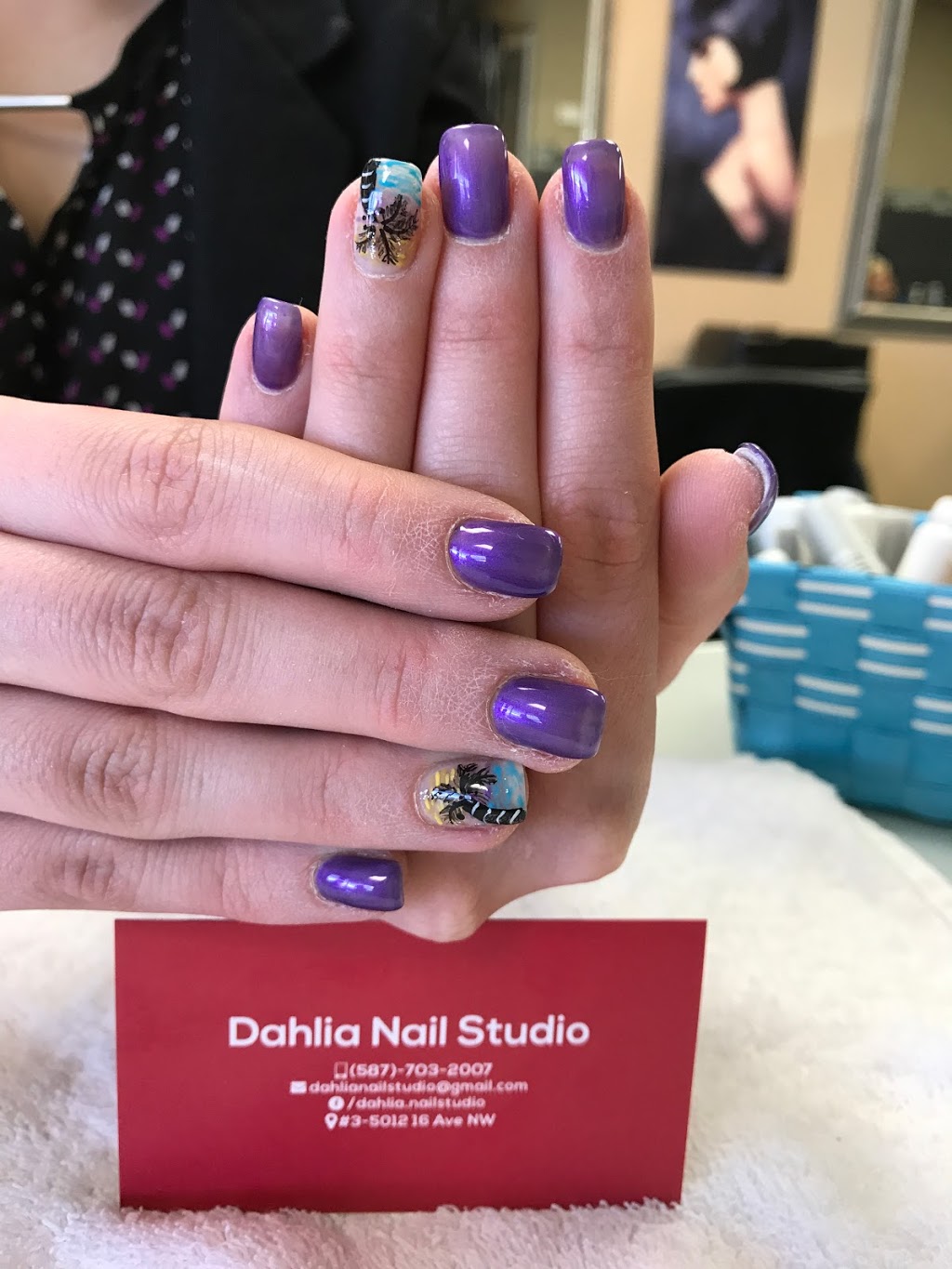 Dahlia Nail Studio | 5012 16 Ave NW #3, Calgary, AB T3B 0N3, Canada | Phone: (587) 703-2007