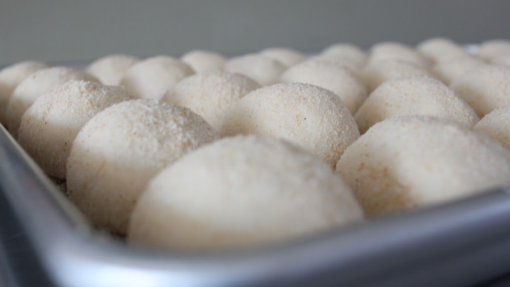 JUST LIKE "Pandesal" | 398 Erindale Dr, Burlington, ON L7L 4T7, Canada | Phone: (289) 812-1233