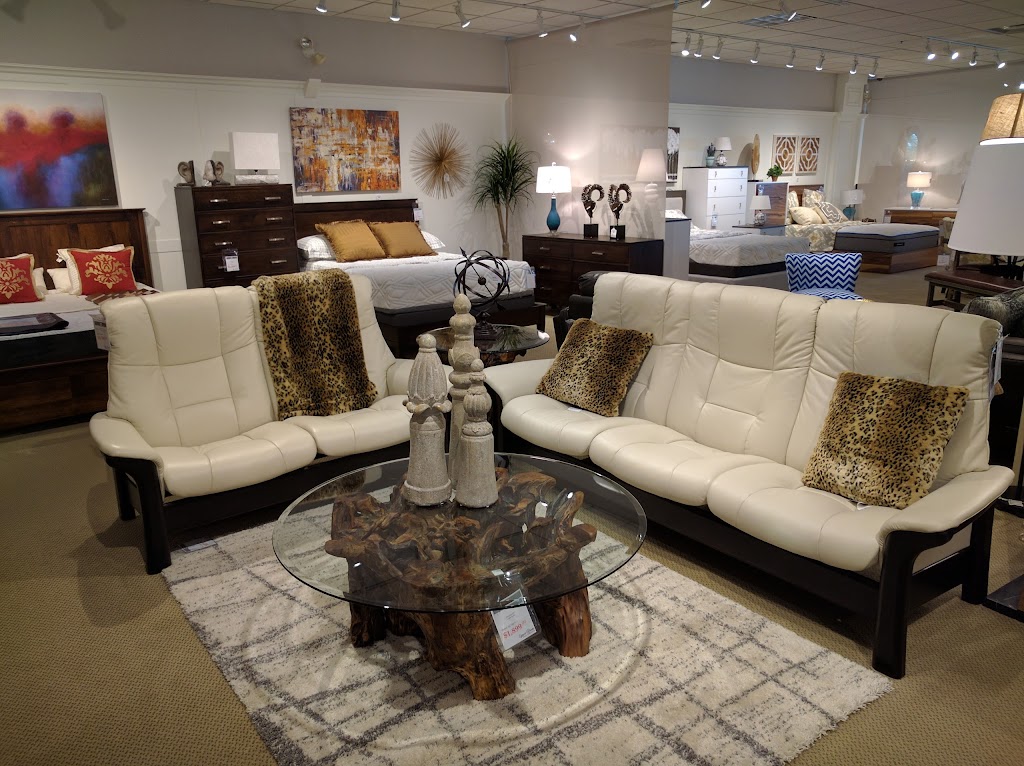 Upper Room Home Furnishings | 545 W Hunt Club Rd, Ottawa, ON K2G 5W5, Canada | Phone: (613) 721-5873