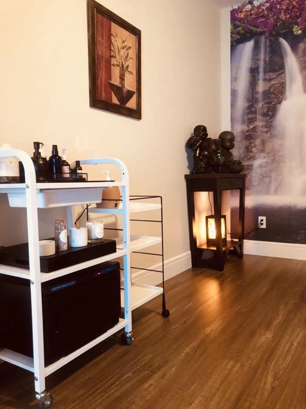 Hillsides Massage | 50634 Ledgestone Pl #7, Chilliwack, BC V2P 0E7, Canada | Phone: (604) 991-8837