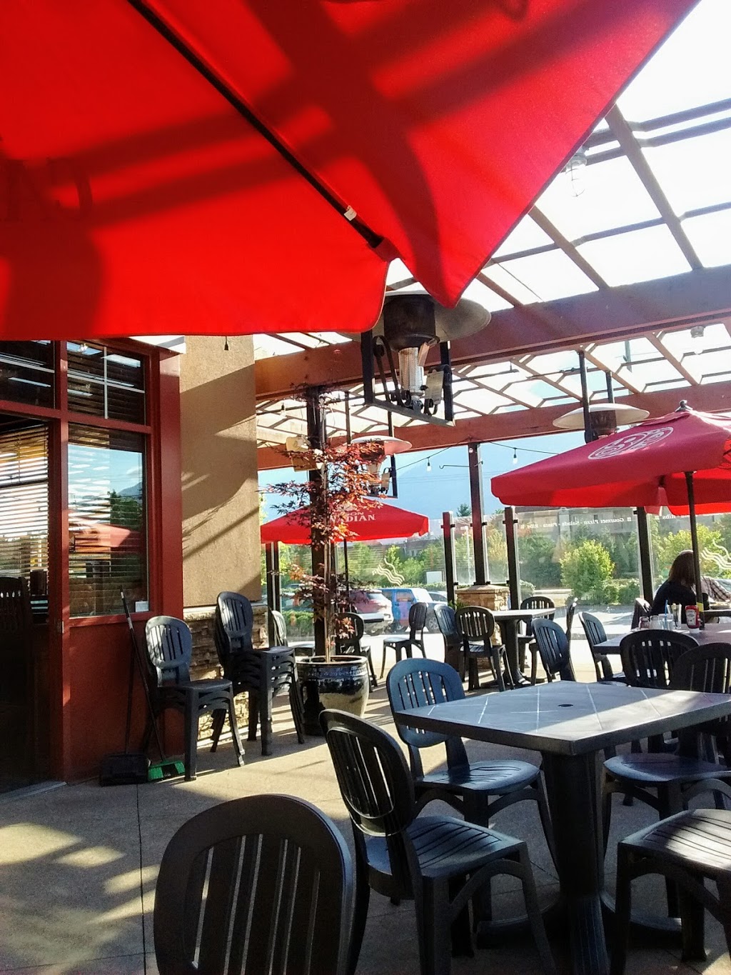 Boston Pizza | 40167 Glenalder Pl, Squamish, BC V8B 0G2, Canada | Phone: (604) 898-5442