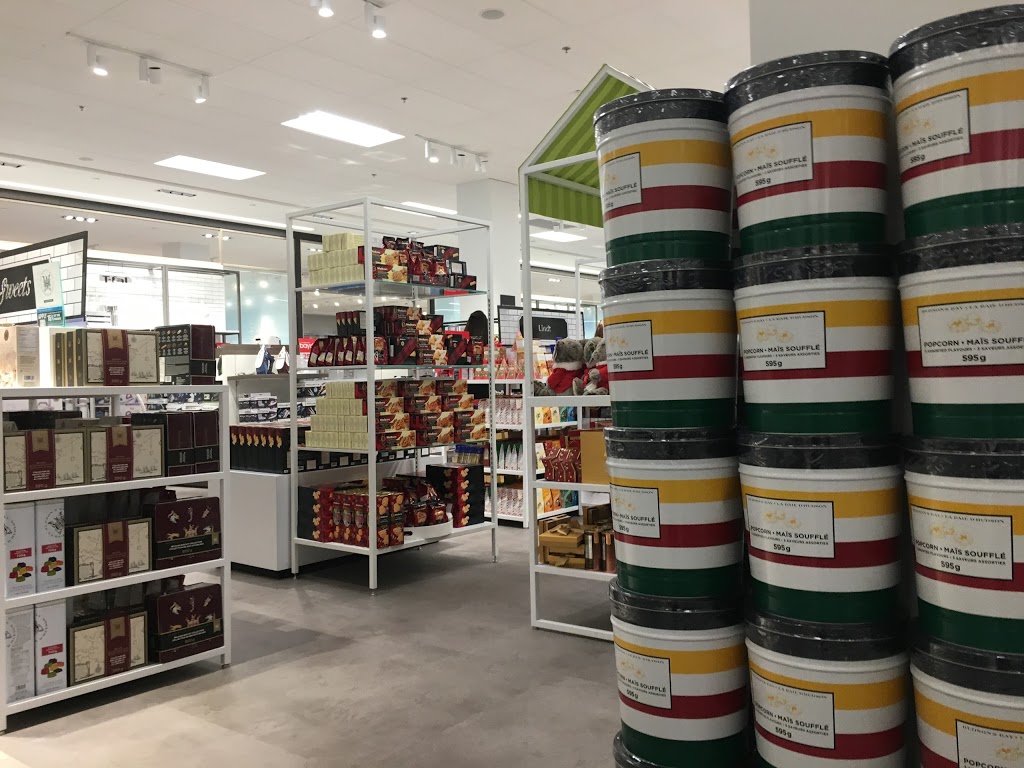 Hudson’s Bay | Oakville Place, 240 Leighland Ave, Oakville, ON L6H 3H6, Canada | Phone: (905) 842-4811