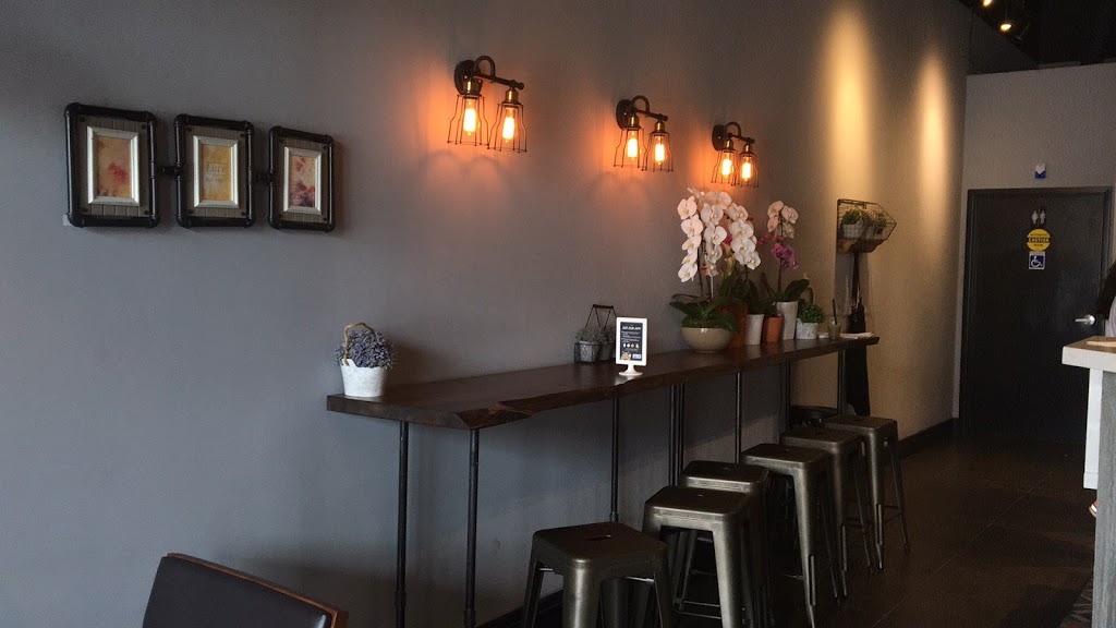 The Alley | 15975 Bayview Ave, Aurora, ON L4G 7Y3, Canada | Phone: (905) 713-3088