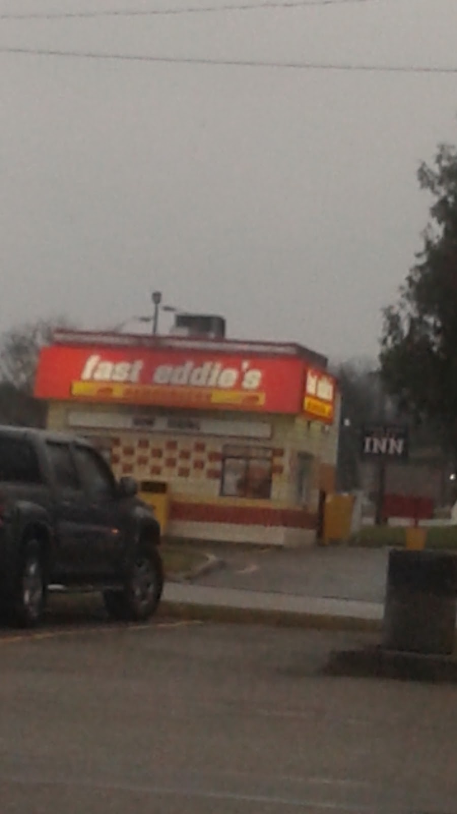 Fast Eddies | 9 Stanley St, Brantford, ON N3S 3W2, Canada | Phone: (519) 756-3278