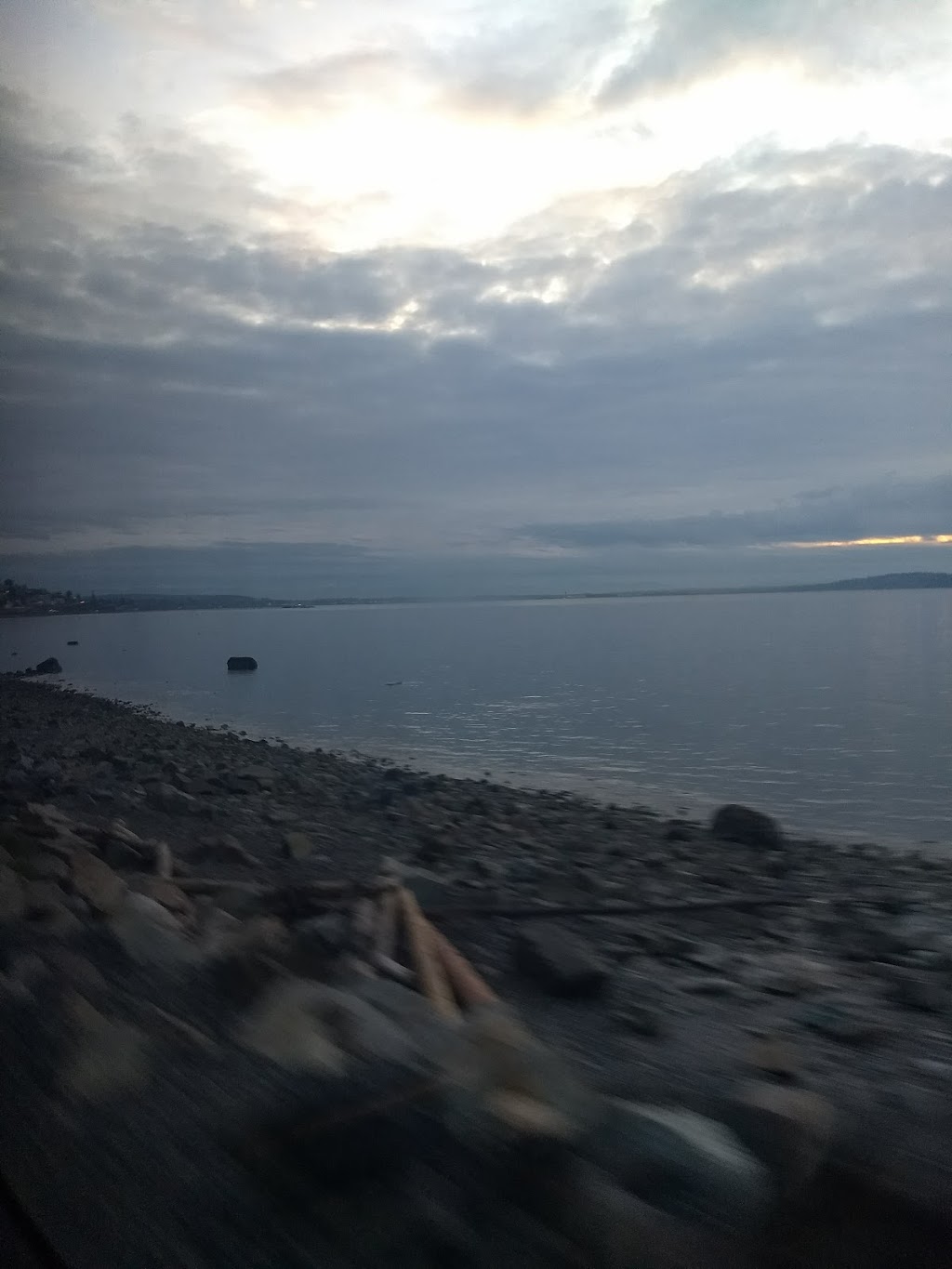 Coldicutt Park | 14064 Marine Dr, White Rock, BC V4B 1A6, Canada | Phone: (604) 541-2181