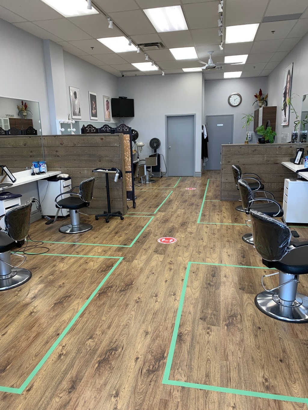 First Stop Hair Salon | 117 Cross Ave, Oakville, ON L6J 2W7, Canada | Phone: (905) 844-8772