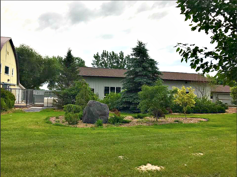 McBarn Kennels | 11135 Rd 25W, Morden, MB R6M 1A3, Canada | Phone: (204) 325-9011