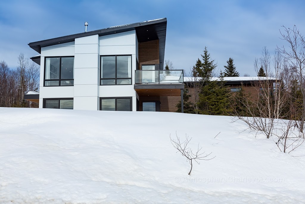 Maison Atmosphère Charlevoix | 18 Chemin des Prés, Petite-Rivière-Saint-François, QC G0A 2L0, Canada | Phone: (418) 840-9221