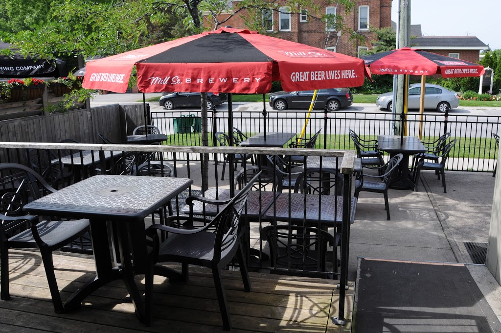 The Huron Club | 94 Pine St, Collingwood, ON L9Y 2N9, Canada | Phone: (705) 293-6677