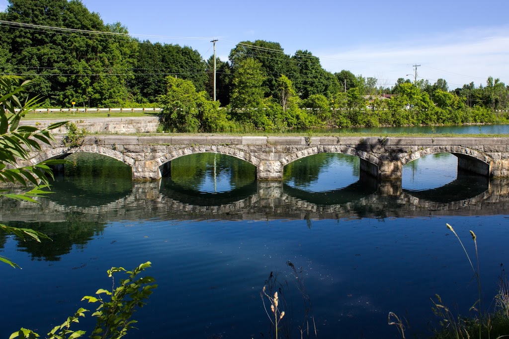 Thomas-Monro Park | Unnamed Road, Les Coteaux, QC J7X, Canada