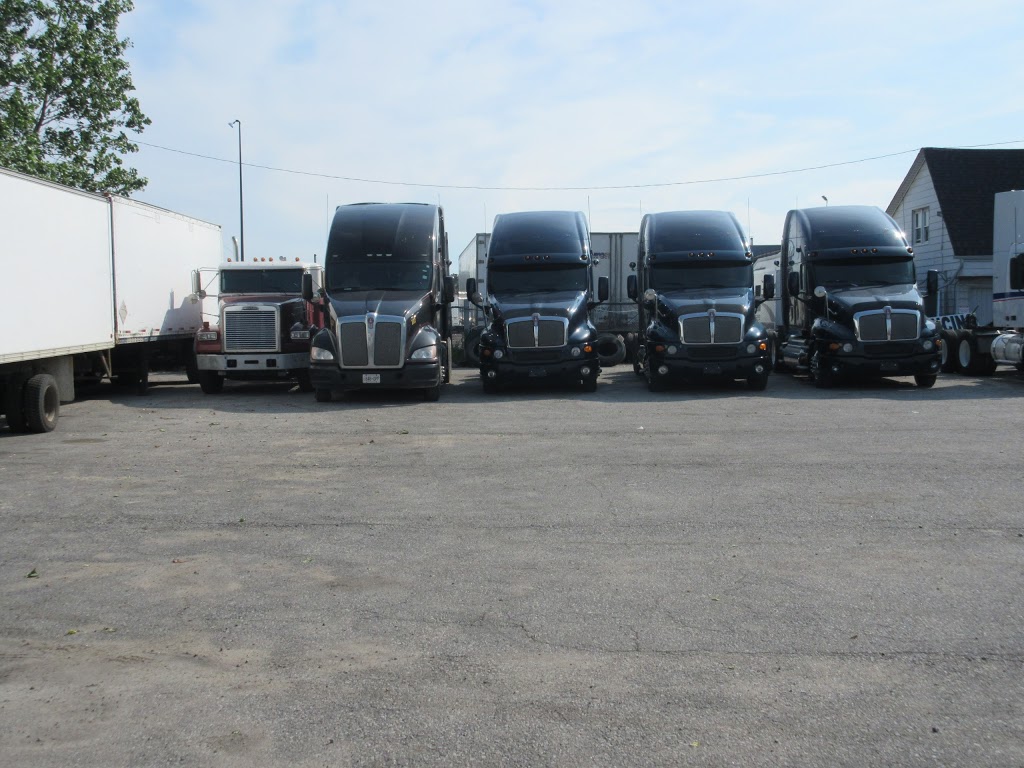 Cold Iron Truck Center Inc | 7280 Dixie Rd, Mississauga, ON L5S 1E1, Canada | Phone: (905) 565-1198