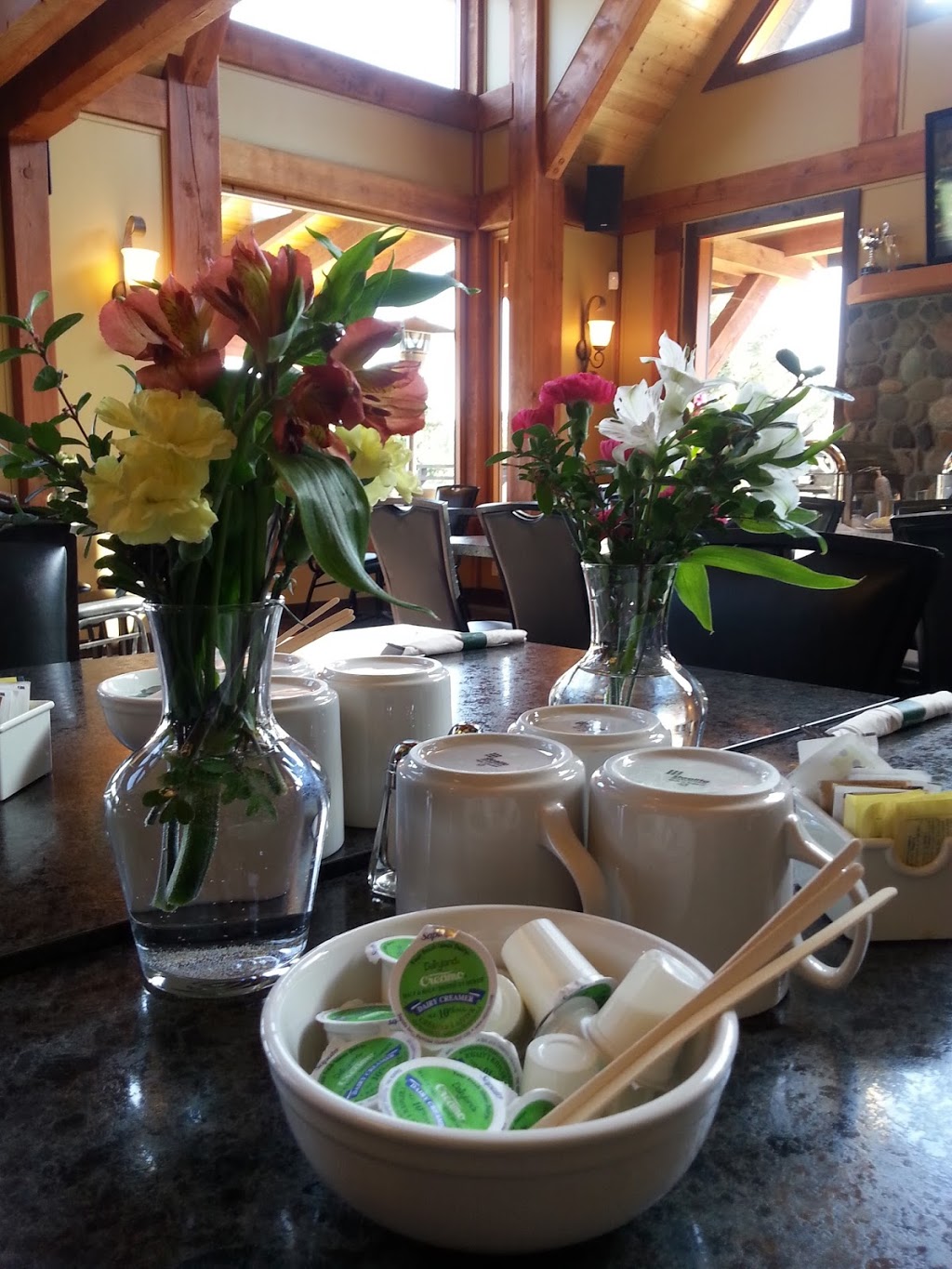 Fairways Bistro & Catering | 2440 York Ave, Armstrong, BC V0E 1B0, Canada | Phone: (250) 546-9700