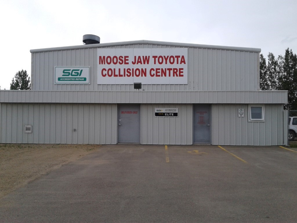 Moose Jaw Toyota Autobody | 1743 Main St N, Moose Jaw, SK S6J 1L6, Canada | Phone: (306) 694-7589