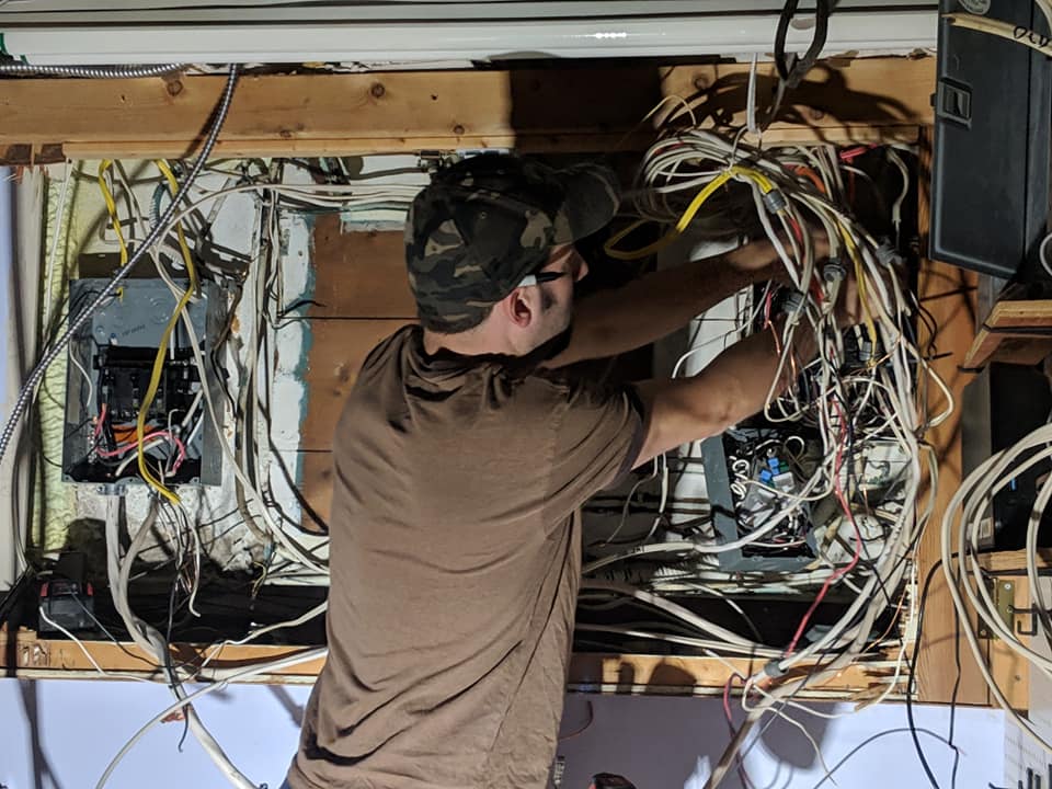 Lit Electric Inc. | 3926 Old Richmond Rd, Nepean, ON K2H 5C6, Canada | Phone: (613) 323-6091
