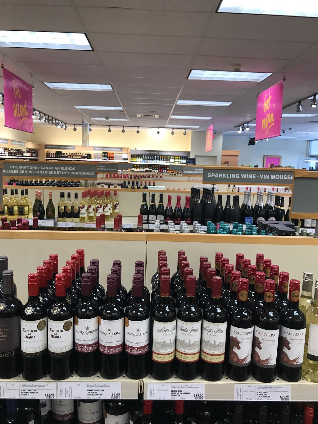 LCBO | 25 Hillcrest Ave, Mississauga, ON L5B 1K5, Canada | Phone: (905) 279-6837