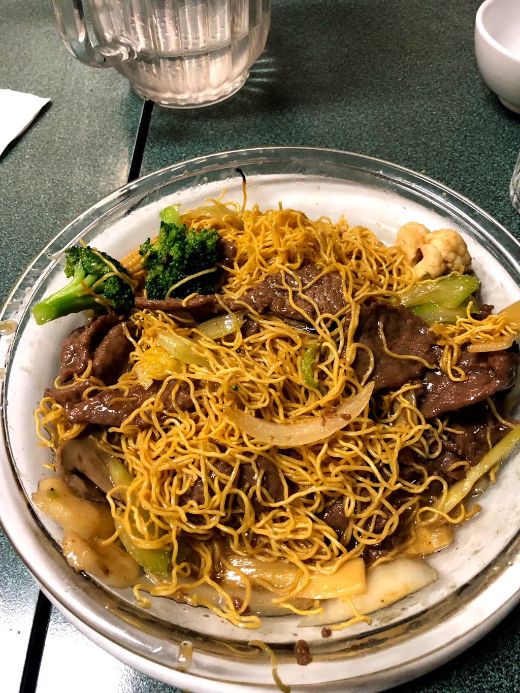 Yang Sheng Chinese Restaurant | 662 Somerset St W, Ottawa, ON K1R 5K4, Canada | Phone: (613) 235-5794