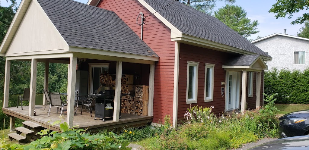 Chalet Lac Claude | 1323 Chemin du Lac Claude N, Rawdon, QC J0K 1S0, Canada | Phone: (514) 659-6377