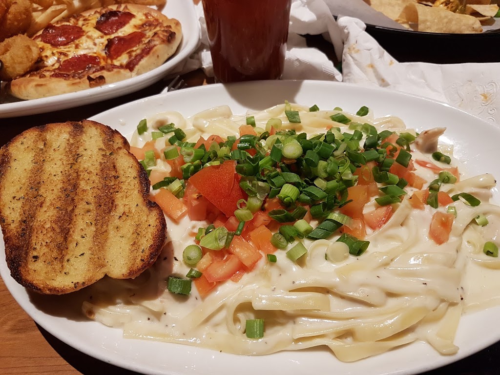 Boston Pizza | 180 Mayfield Common Northwest, Edmonton, AB T5P 4B3, Canada | Phone: (780) 484-0042