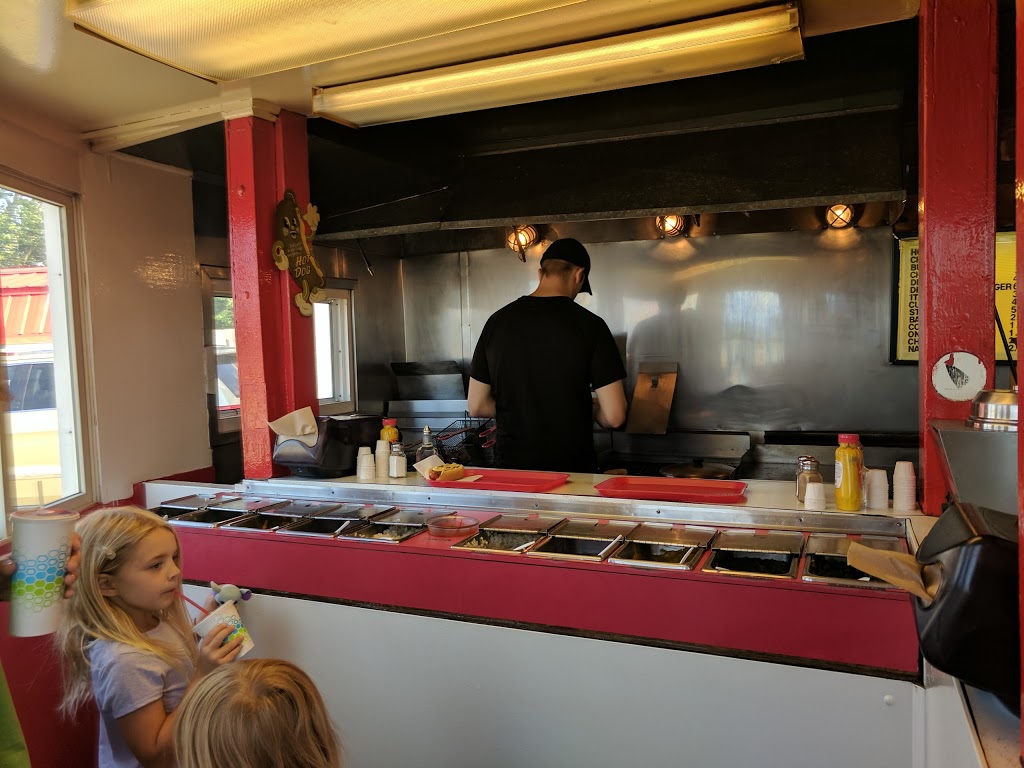 Red Top Hot Dogs | 3360 Big Tree Rd, Hamburg, NY 14075, USA | Phone: (716) 627-5163