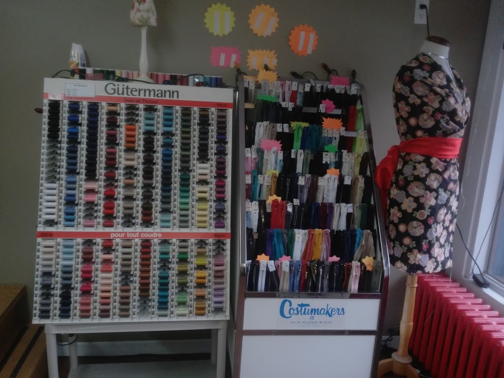 Atelier de couture La Boutonnière | 764A Avenue du Palais, Saint-Joseph-de-Beauce, QC G0S 2V0, Canada | Phone: (418) 209-6936