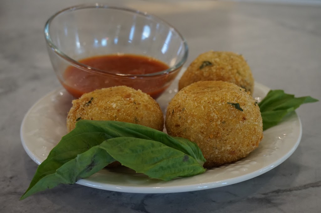 Lorenzos Italian Cuisine | 4003 Road 104, Shakespeare, ON N0B 2P0, Canada | Phone: (519) 662-3602
