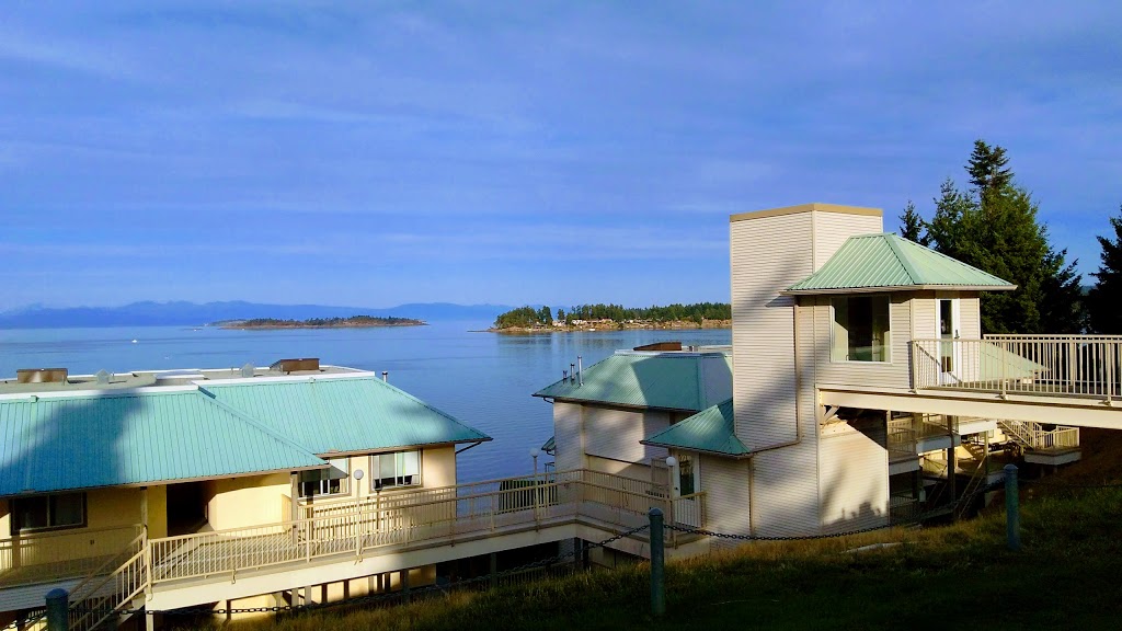 Ocean Sands Resort | 1165 Resort Dr #21, Parksville, BC V9P 2E2, Canada | Phone: (877) 733-5969