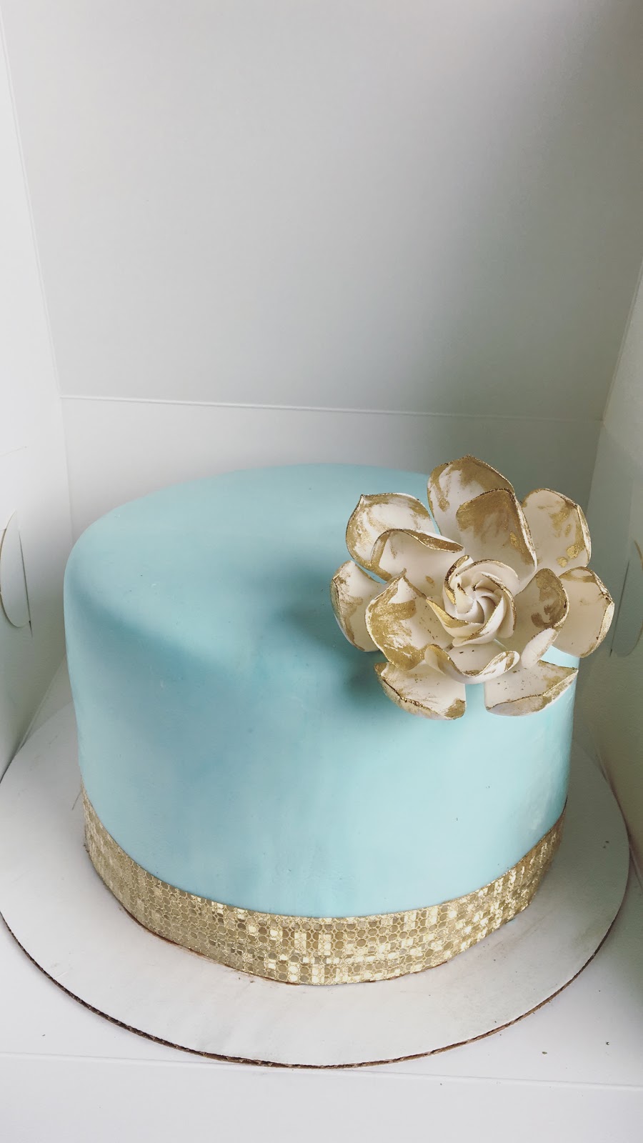Fancy Frostings | 7091 King St, Bolton, ON L7C 0V4, Canada | Phone: (647) 464-8362